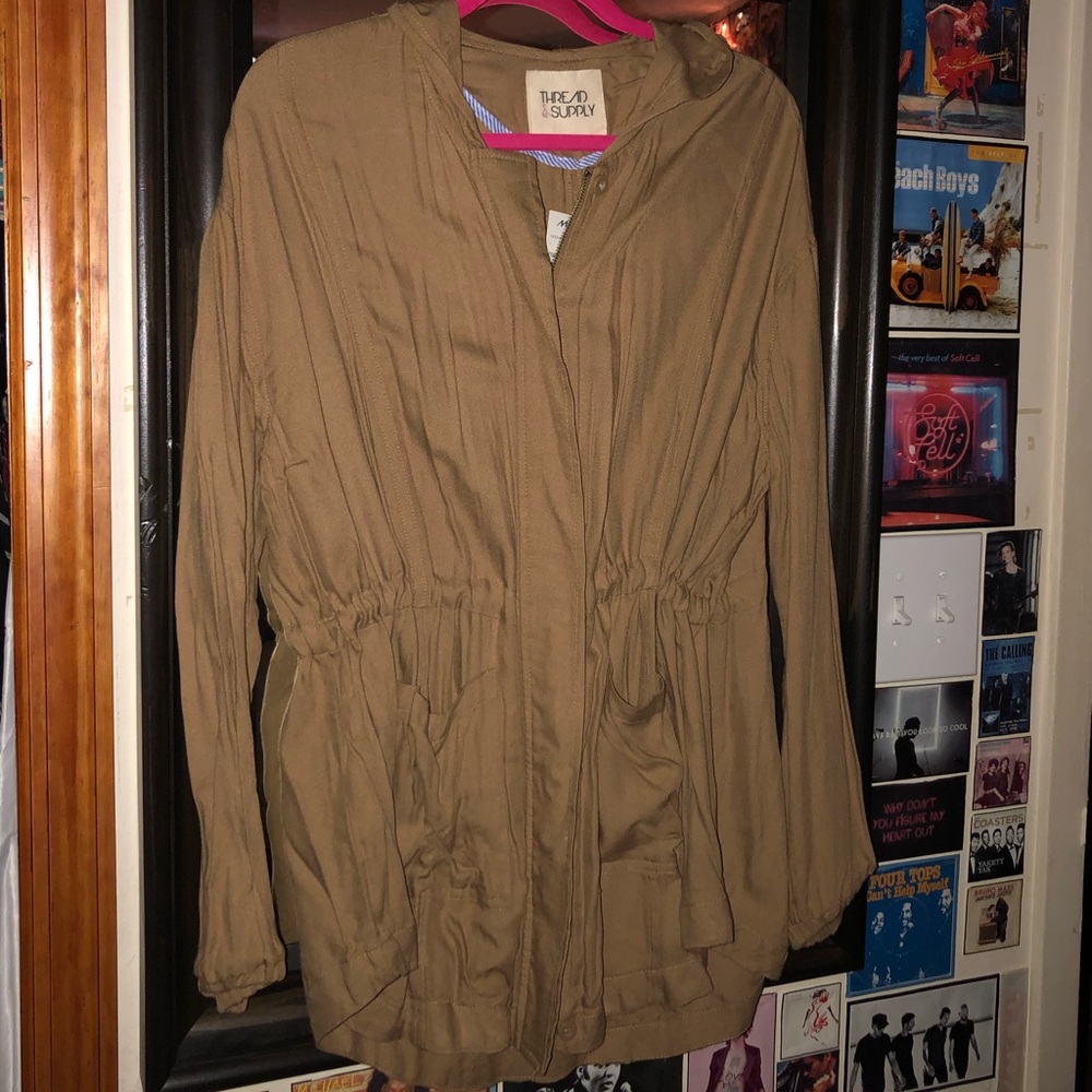 Hooded light weight jacket